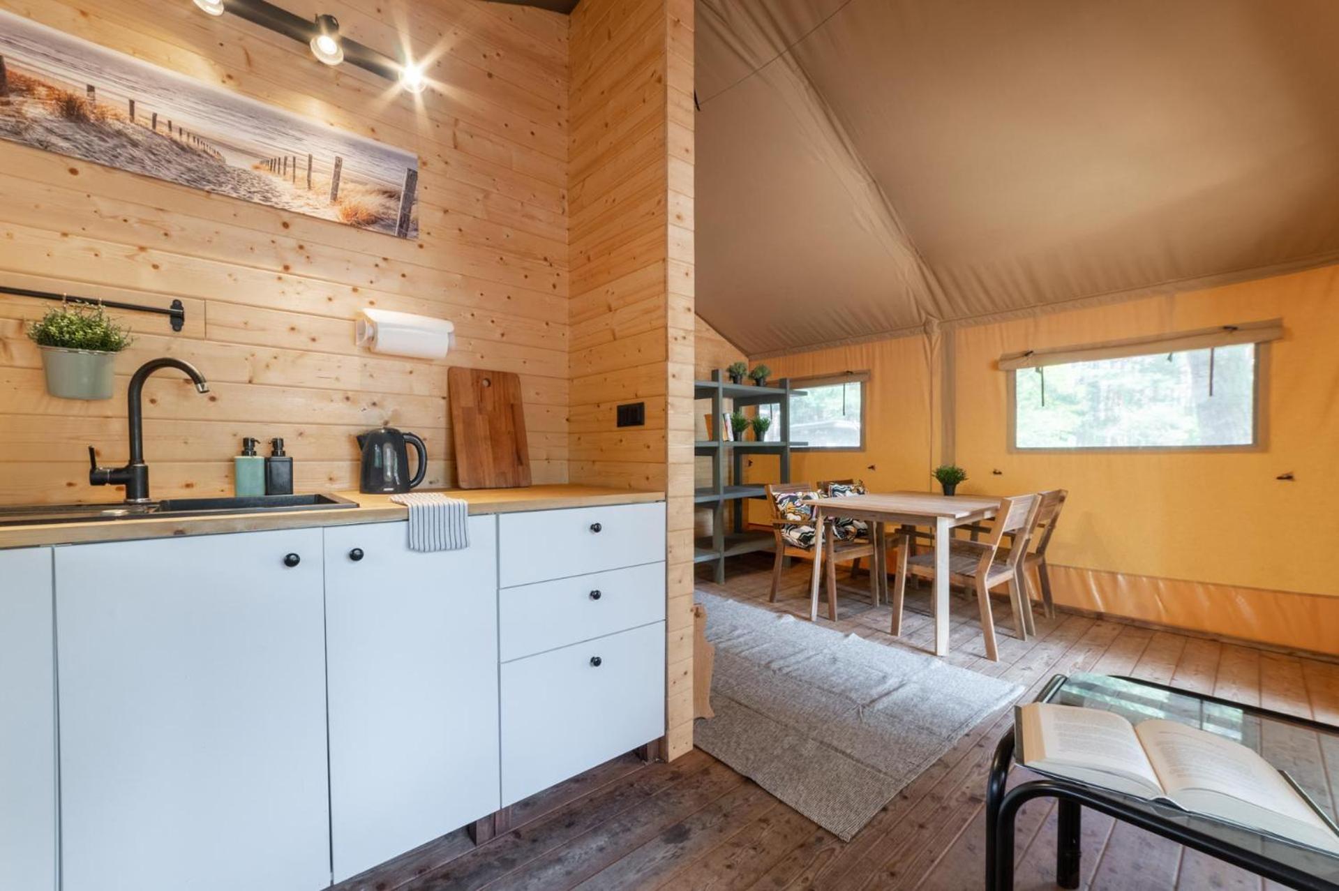 Camp Bursztynowy Las Gdansk Exterior foto